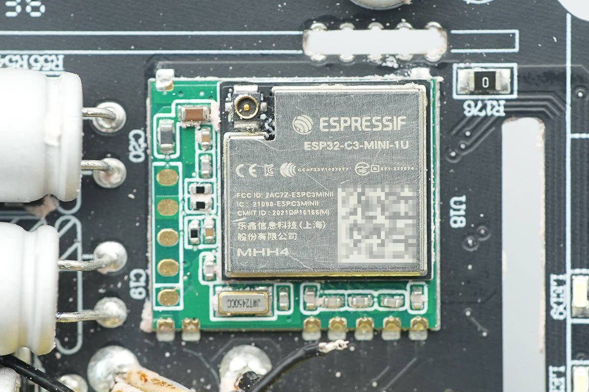 支援APP跨端查詢一鍵管理，安克Prime 150W充電底座拆解