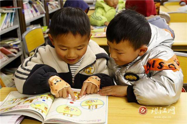 會澤縣鍾屏小學2025年鄉村少年宮成果豐碩