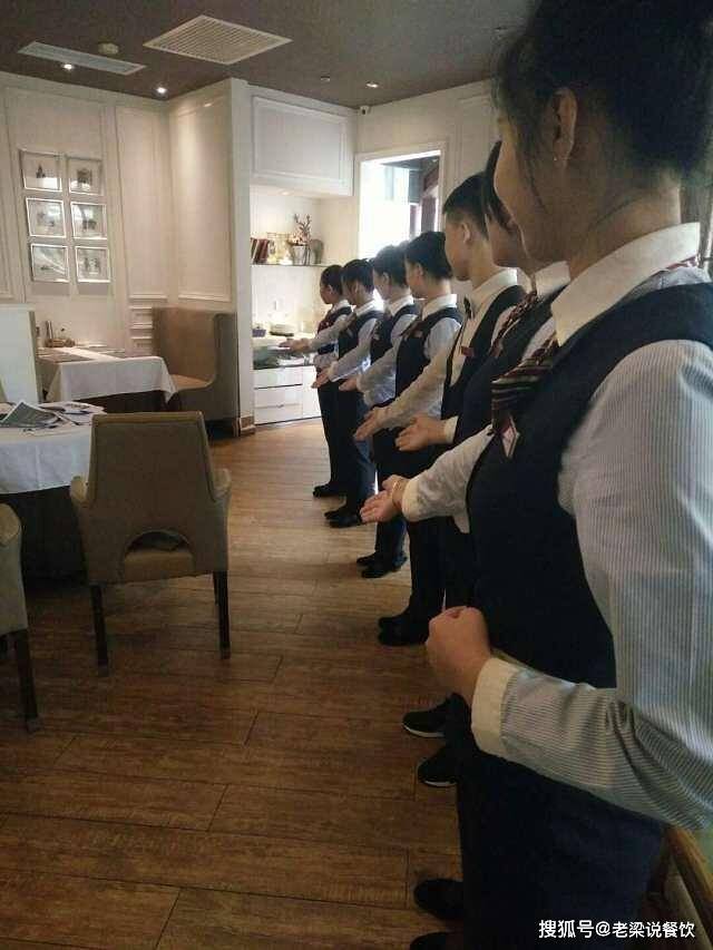 健康餐飲：如何打造爆款選單！抓住年輕女性客群？