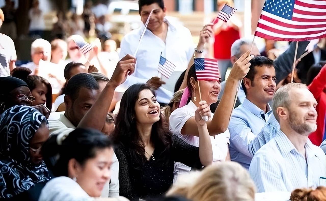 原創美國華裔二代坦言，看到中國發展這麼好，父輩移民已經破防了