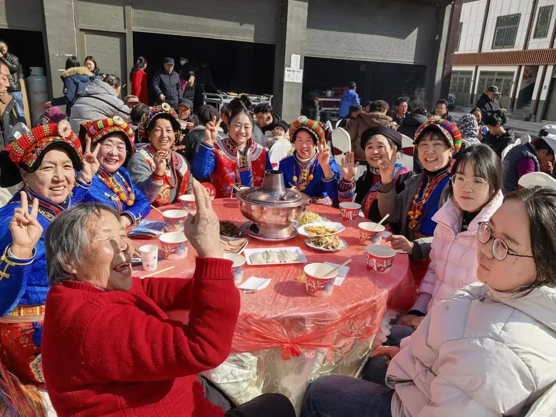 文化、美食、駐村情 共燴理縣薛城“臘八”盛宴