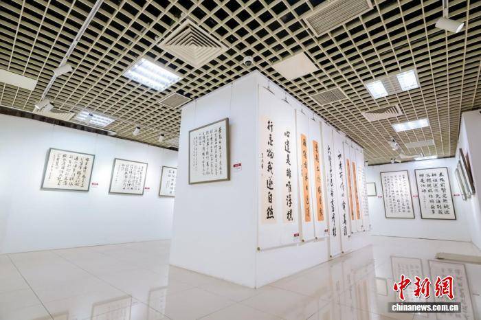 “磨礱砥礪——李承孝書法作品展”啟幕