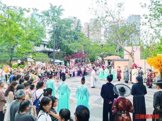 進入景區、商場，與動漫等融合，劇本殺成“行走的遊戲”