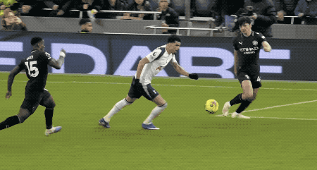 0-2到2-2 英超BIG6內戰太戲劇：爭議進球+神龍擺尾 8.8億豪門9輪1勝