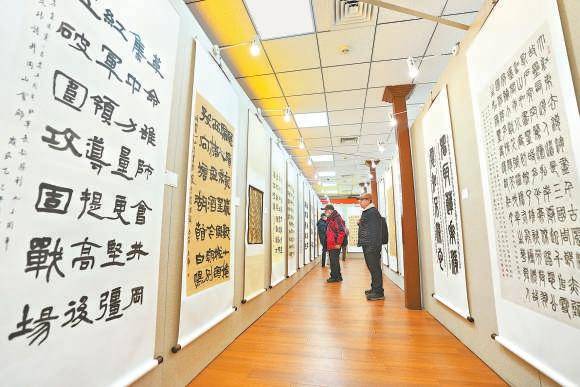 “墨緣杯”老年書法展開幕