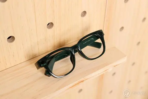 小米 AI 眼鏡：小愛同學的最佳容器