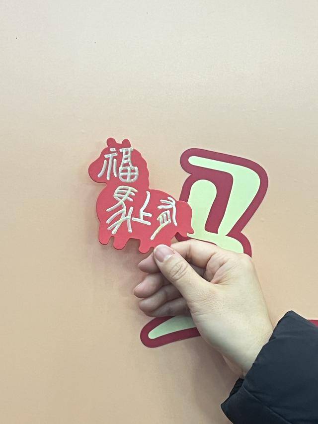 去圖書館、書店、廟會、市集“閱啟新春”，北京年味書香濃