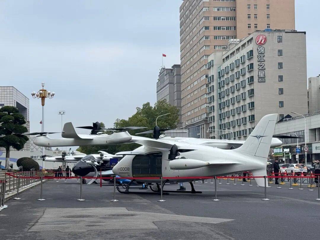 剛剛，飛行汽車現身武漢！