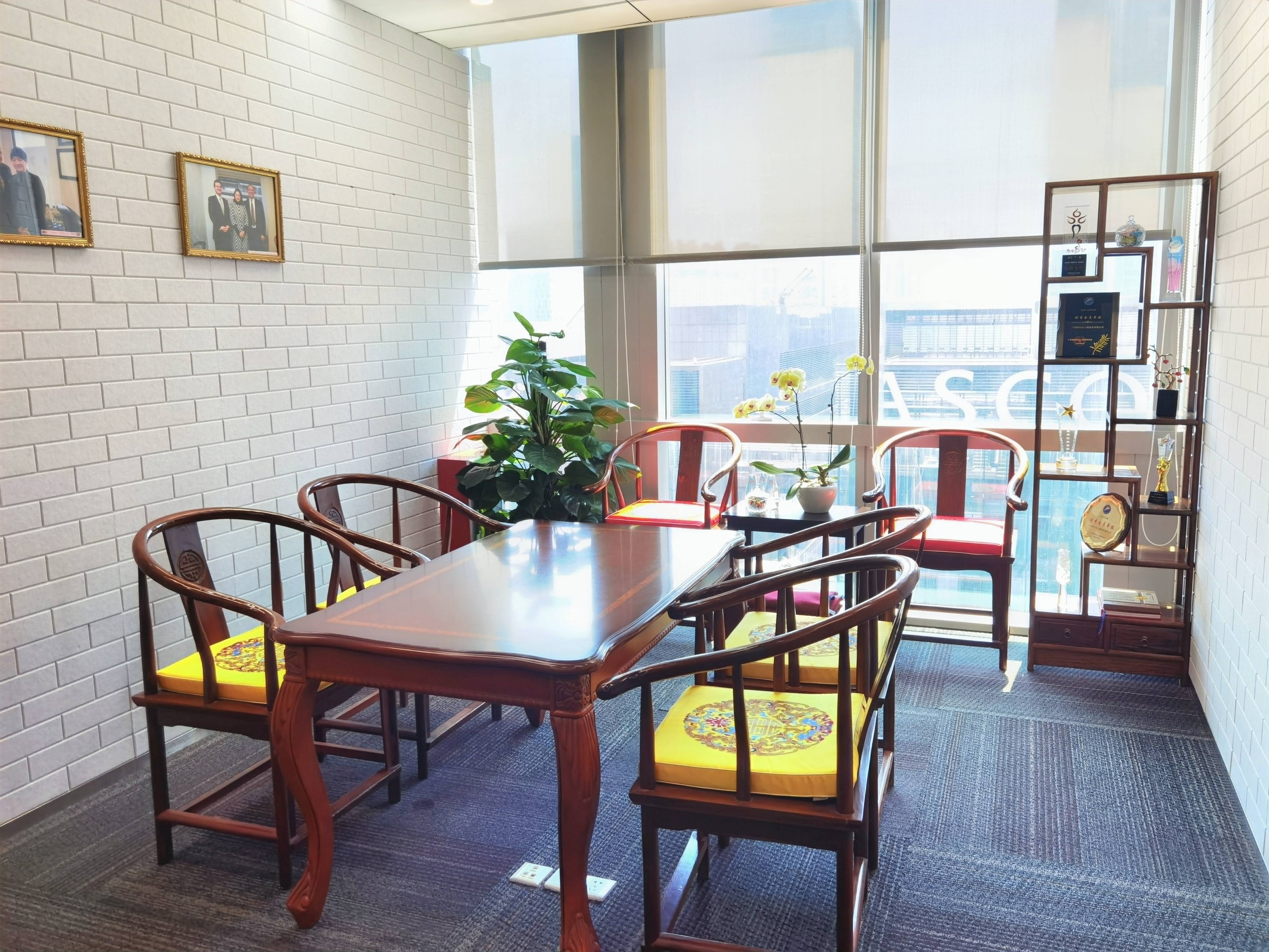 提煉價效比高的移民公司，分析移民公司服務選擇多少錢