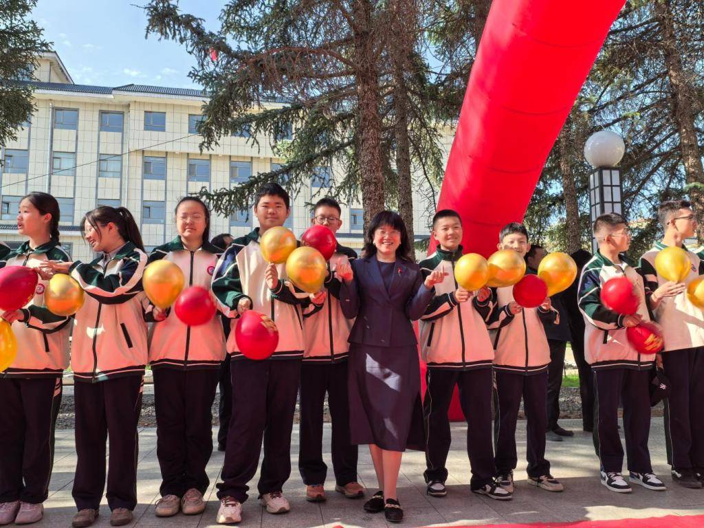 兩會前瞻｜多名代表委員將為西部教育鼓與呼