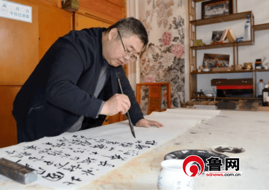 原創臨沂市著名書法家孫緒山：揮灑生氣韻 意足蕩清風