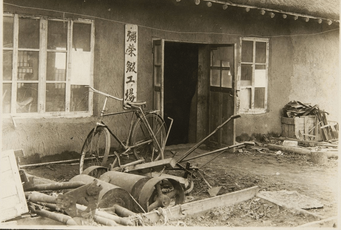 原創偽滿洲國時期的彌榮村：日本移民搶奪資源，無惡不作