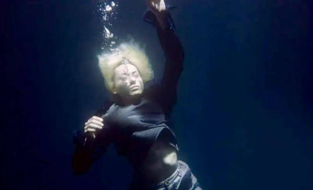 大學畢業在郵輪端盤子，我看到豪華旅行的另一面