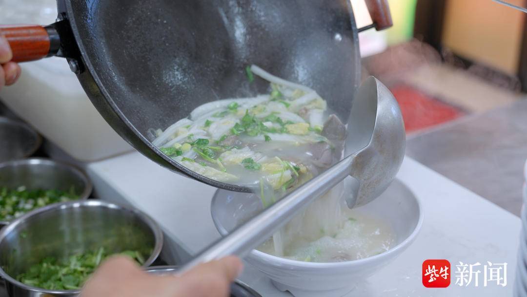 影片｜在一家店就能吃遍“一條街” 南京新民路美食街共享選單上線