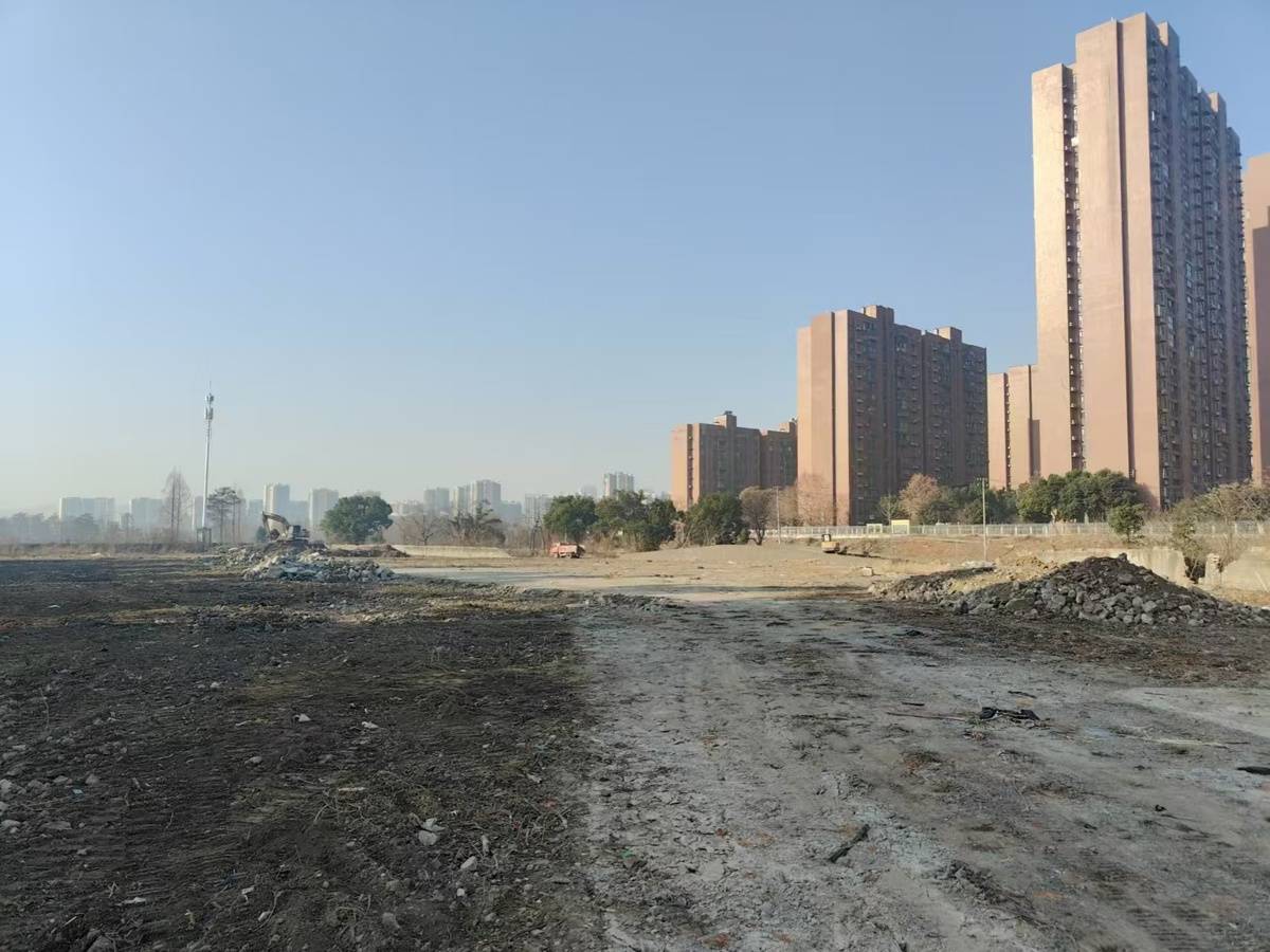 閒置地塊變身駕校，助力大學生創業帶動就業