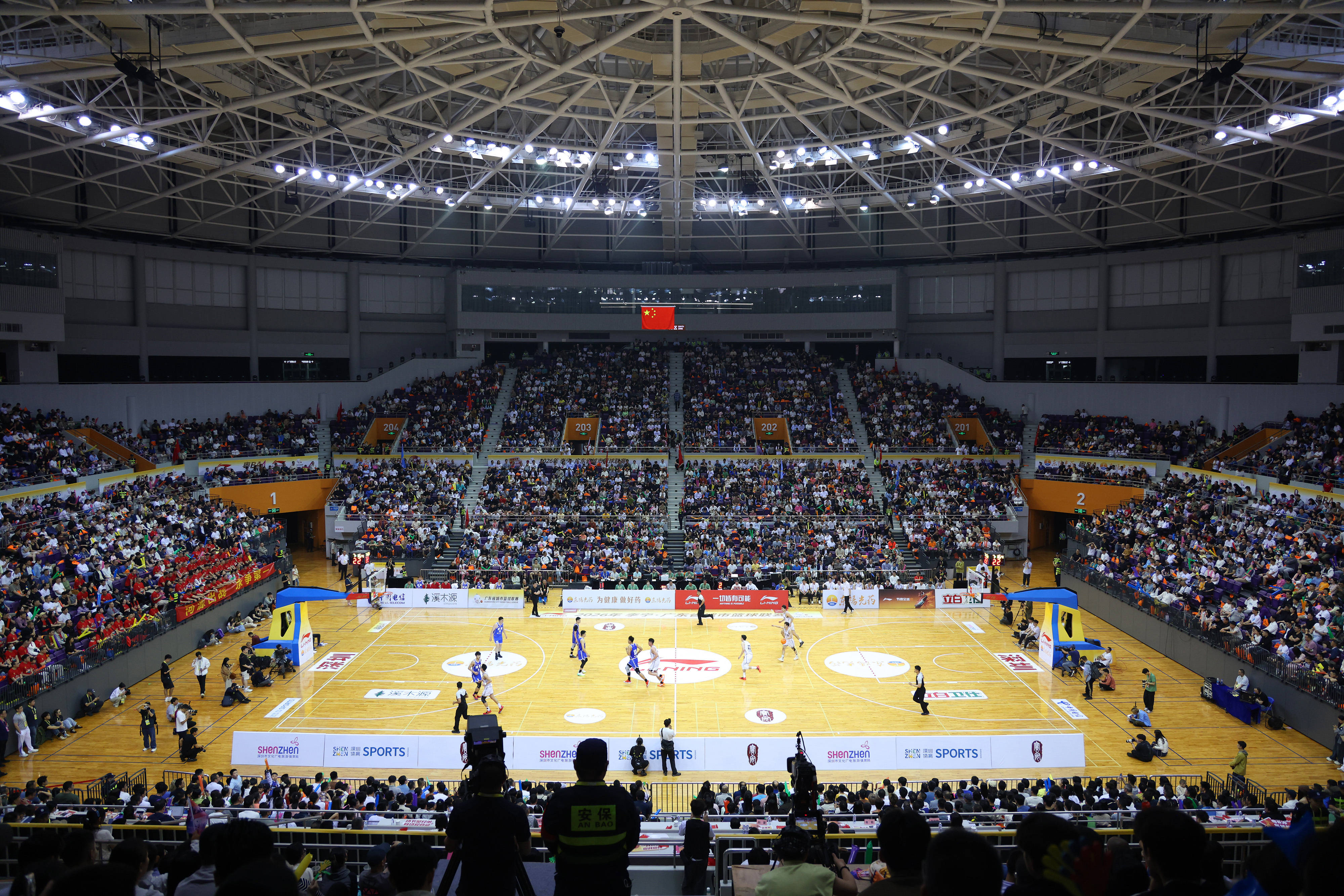 科技遇見籃球：粵BA深圳主場首秀的日與夜