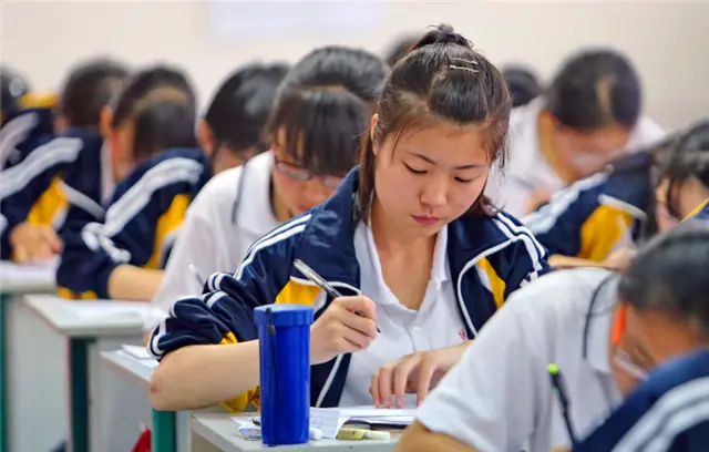 原創準大一財務規劃：讓大學生活更從容