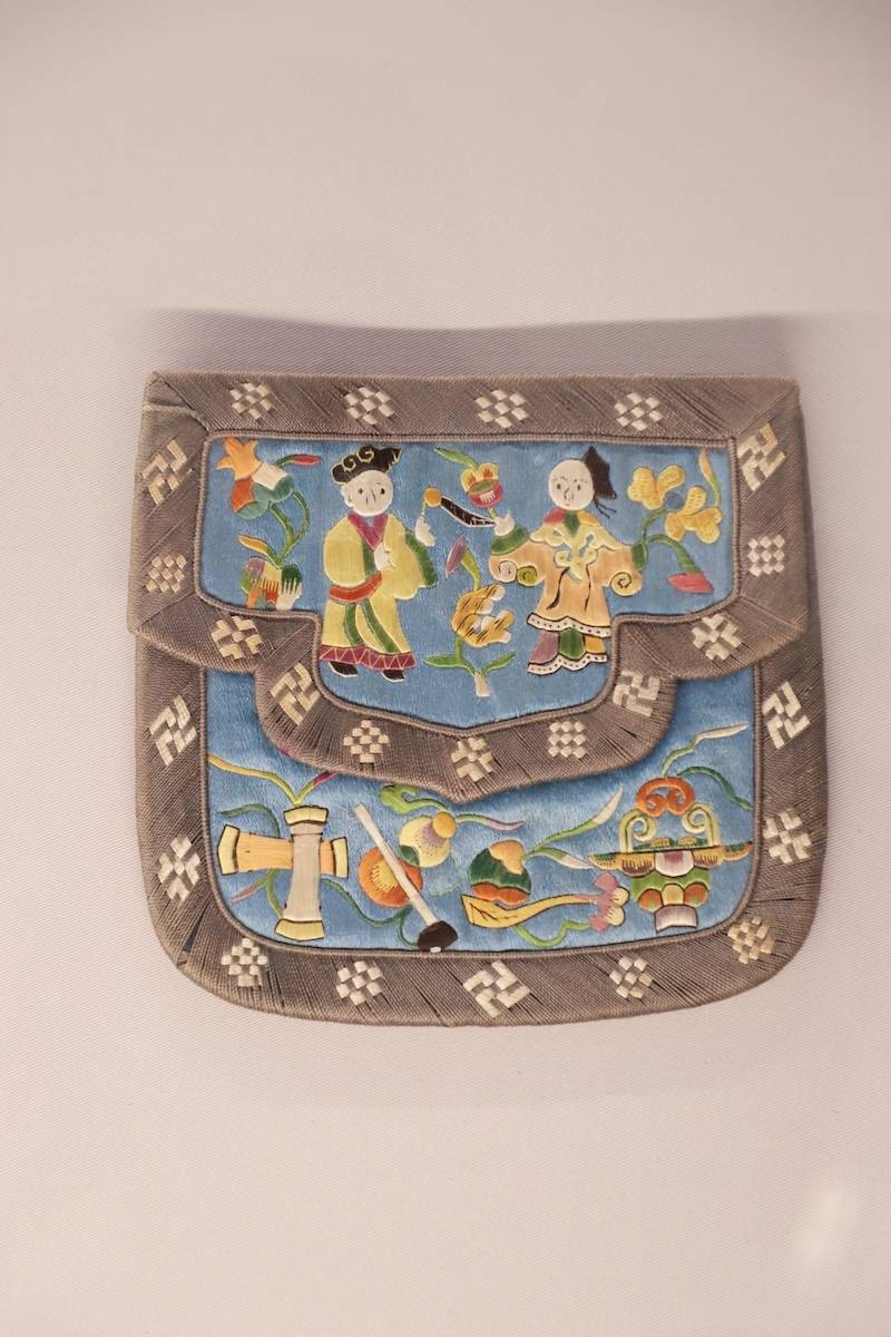 感受盈握之間的荷包與刺繡之美
