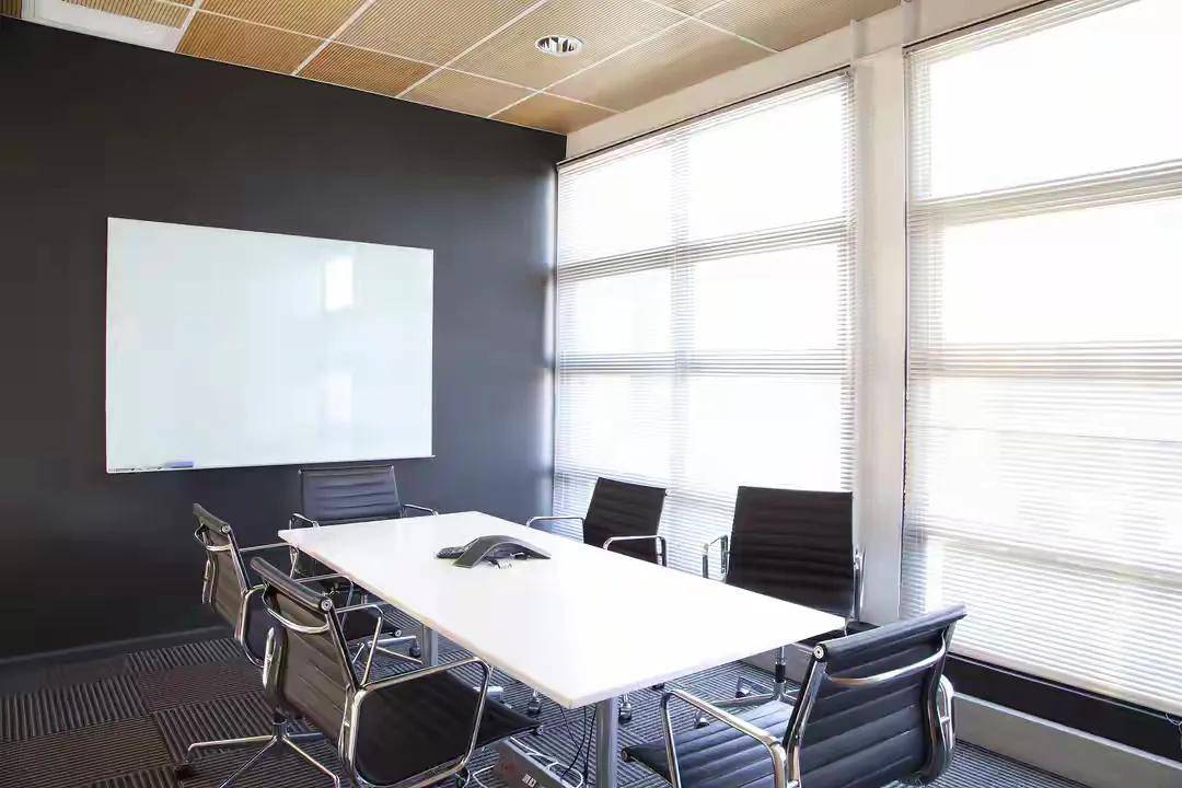 原創不拉窗簾就可能洩密！國安部公佈三大遠距離竊密手段，如何防護？