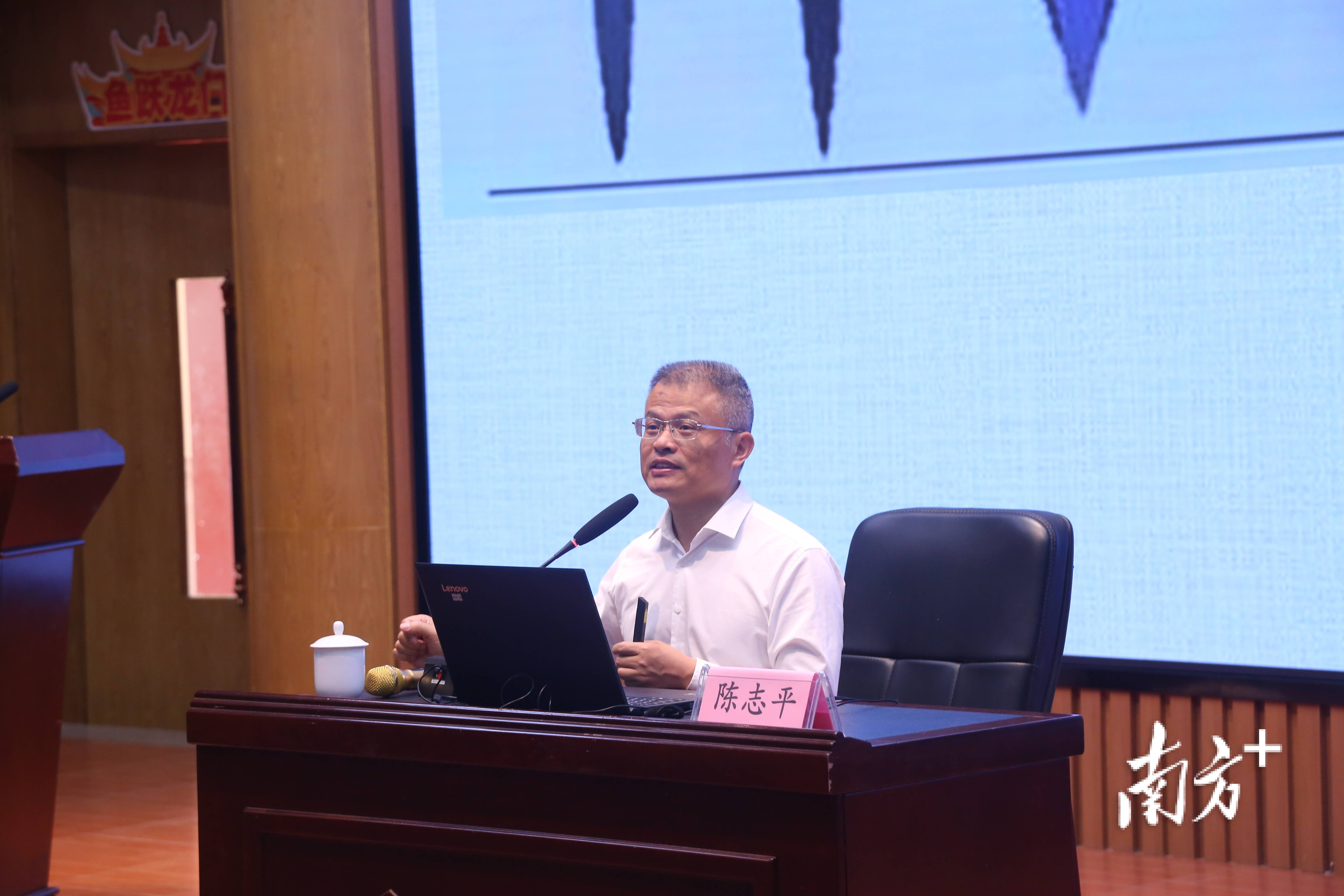 書法大咖現場揮毫，潮州美育教師零距離學藝