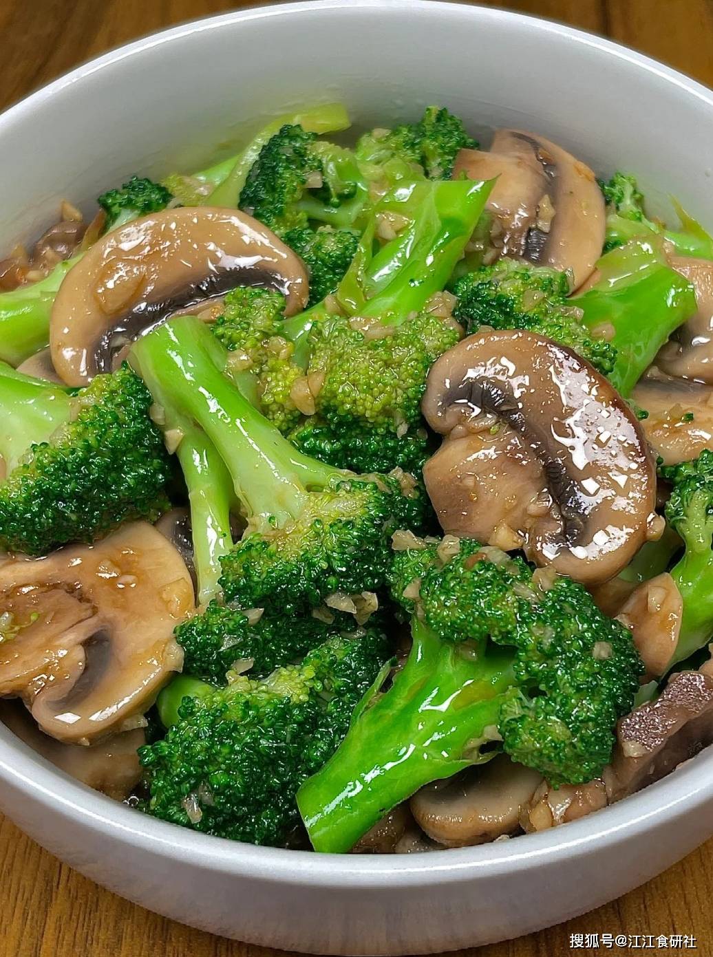 原創預防“心梗”，常吃這3道美食，尤其中老年人，有助打通“堵點”