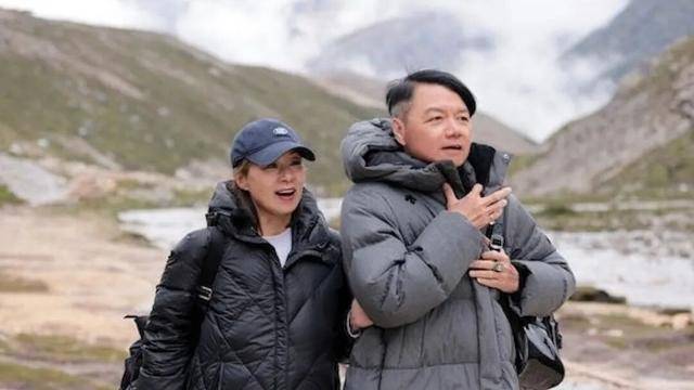 香港資深男星喪妻後拍新劇，搬家重新生活，坦言每年只准傷心三天