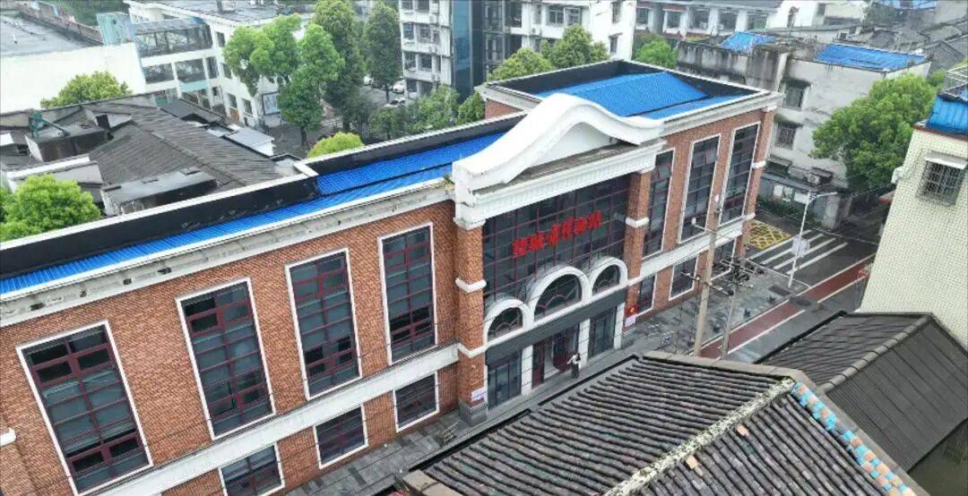家門口的免費圖書館！地址在→