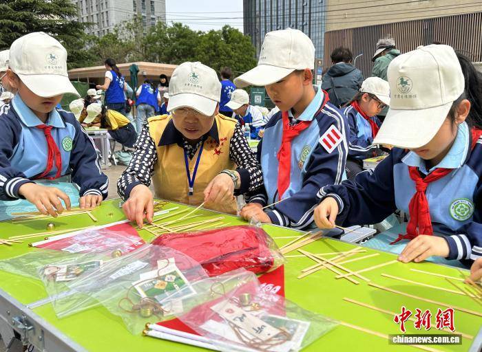 在博物館上堂課：甘肅小學生創意辦展、妙趣講解