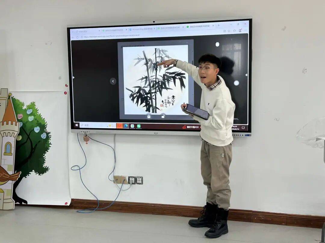 西藏拉薩市圖書館開展藏文書法與國畫親子主題活動