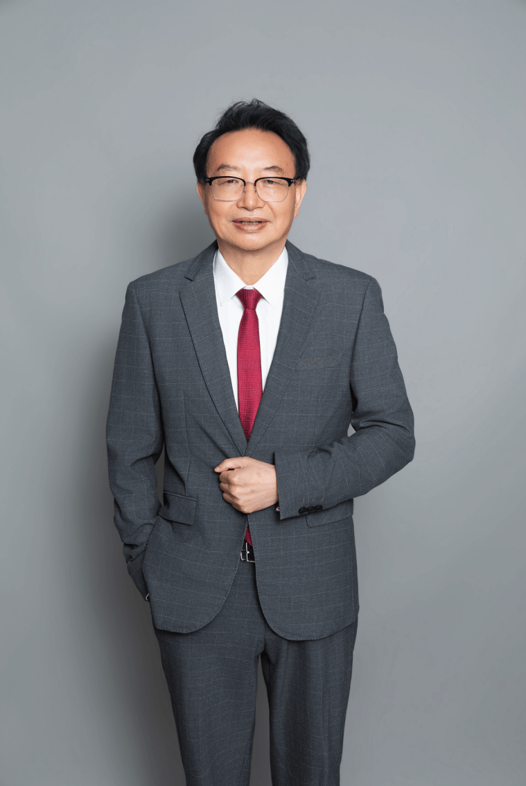 長沙卓華高階中學校長唐湘平：追求自我的卓越