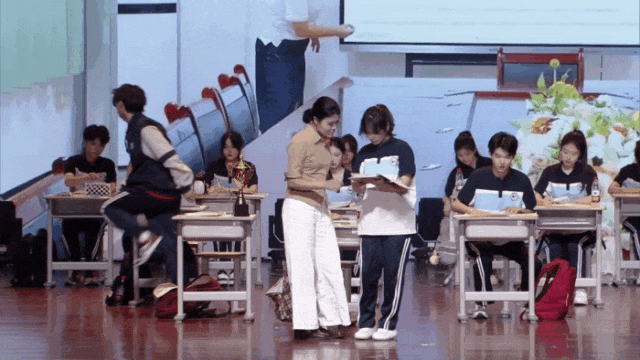 青春向黨、藝書啟航，鄭州藝書高階中學2026屆畢業晚會紀實