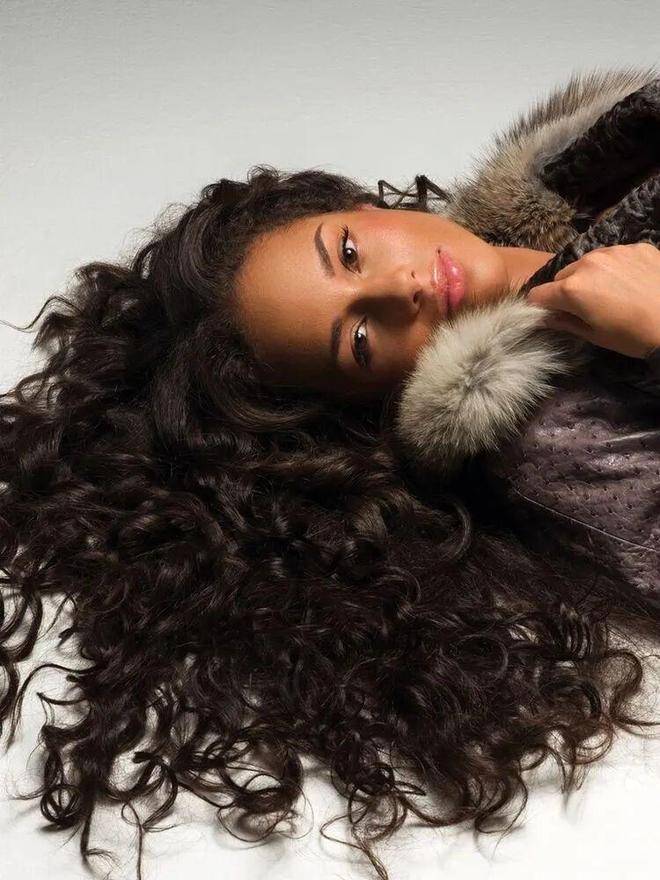 原創Alicia Keys 創造的黑人女性首周銷量記錄，至今無人可破！