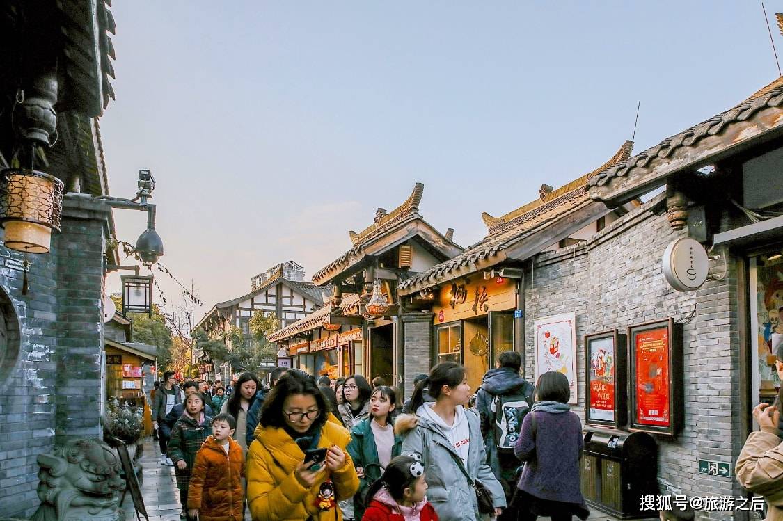 高鐵直達！適合吃喝玩樂的6座旅遊城市，60歲前一定要去看看