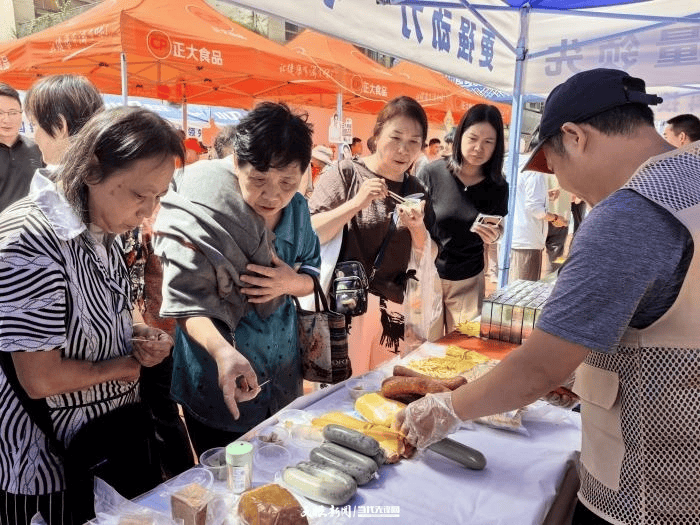 煙火聚社羣 數字煥新生！貴陽“甲秀寶社羣嘉年華”活動解鎖“美食+公益+文旅”新玩法
