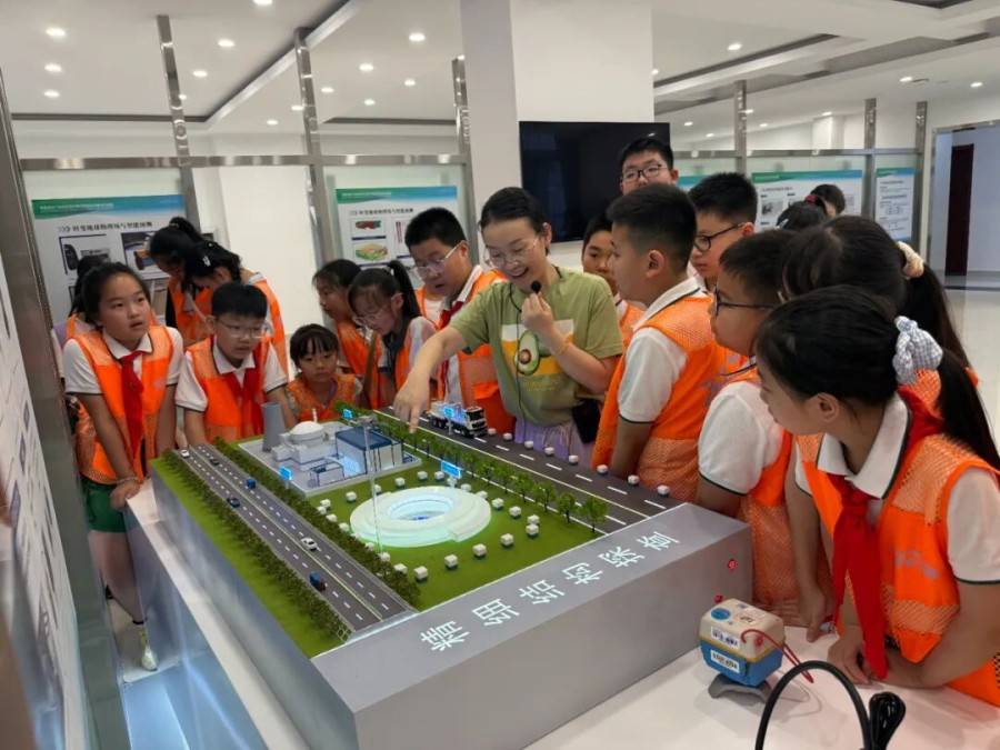 合肥市南門小學上城國際分校：探秘地震科學奧秘 爭做安全自護少年