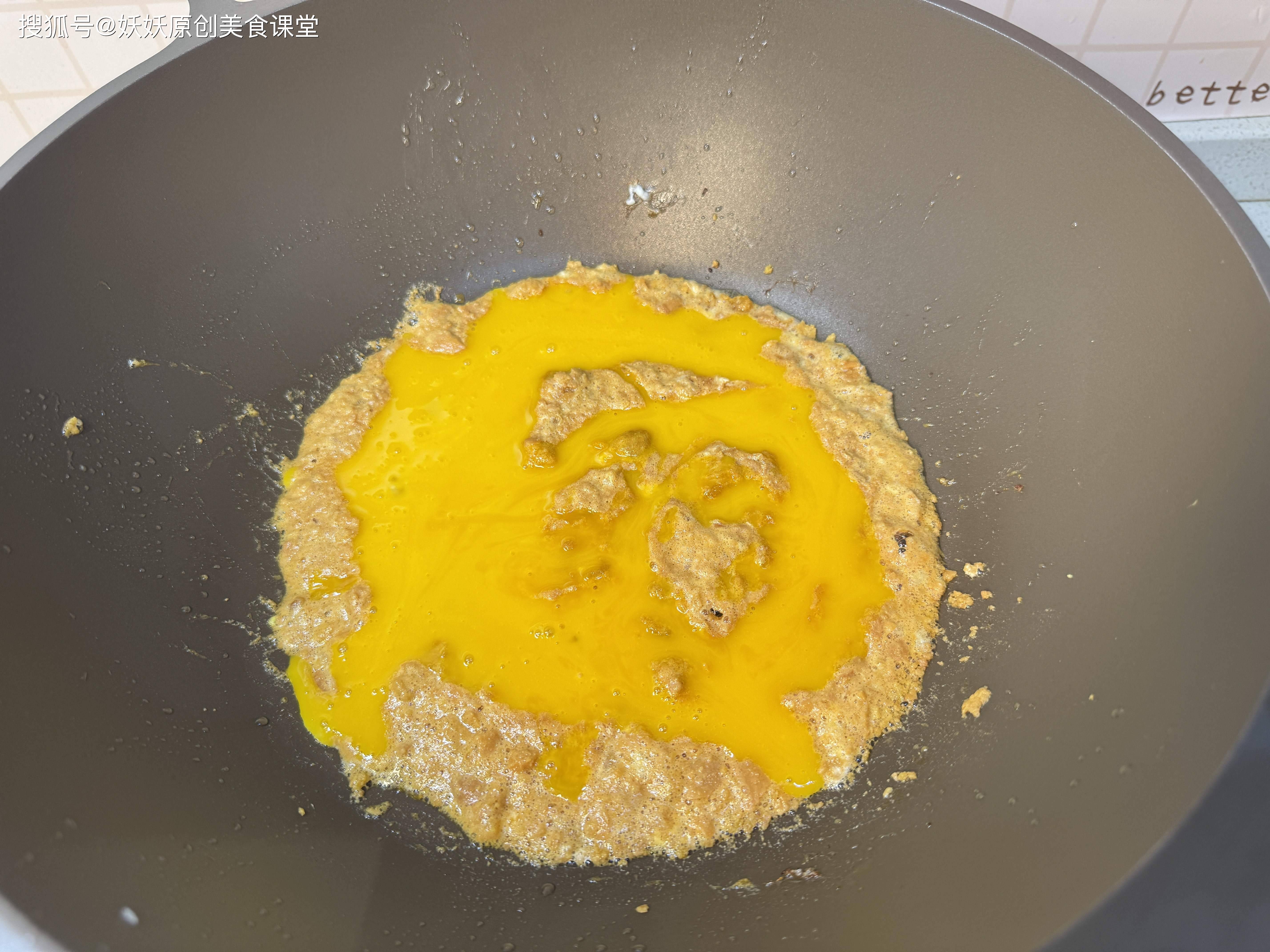 原創蛋白質爆棚！這菜上桌全家瘋搶！比大魚大肉更受歡迎，趕緊收藏！