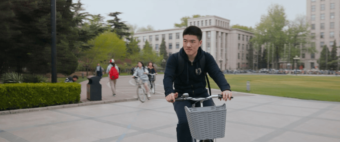 清華大學紀錄片《大學》, 只為告訴孩子為什麼要上大學？
